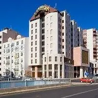 Hotel Alif Campo Pequeno Lissabon 3*,