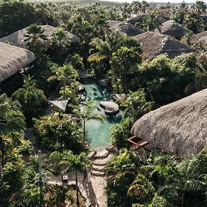 Resort Kontiki ****