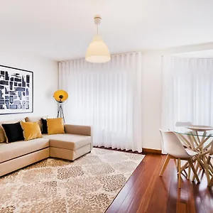Bmyguest - Garage Apartamento