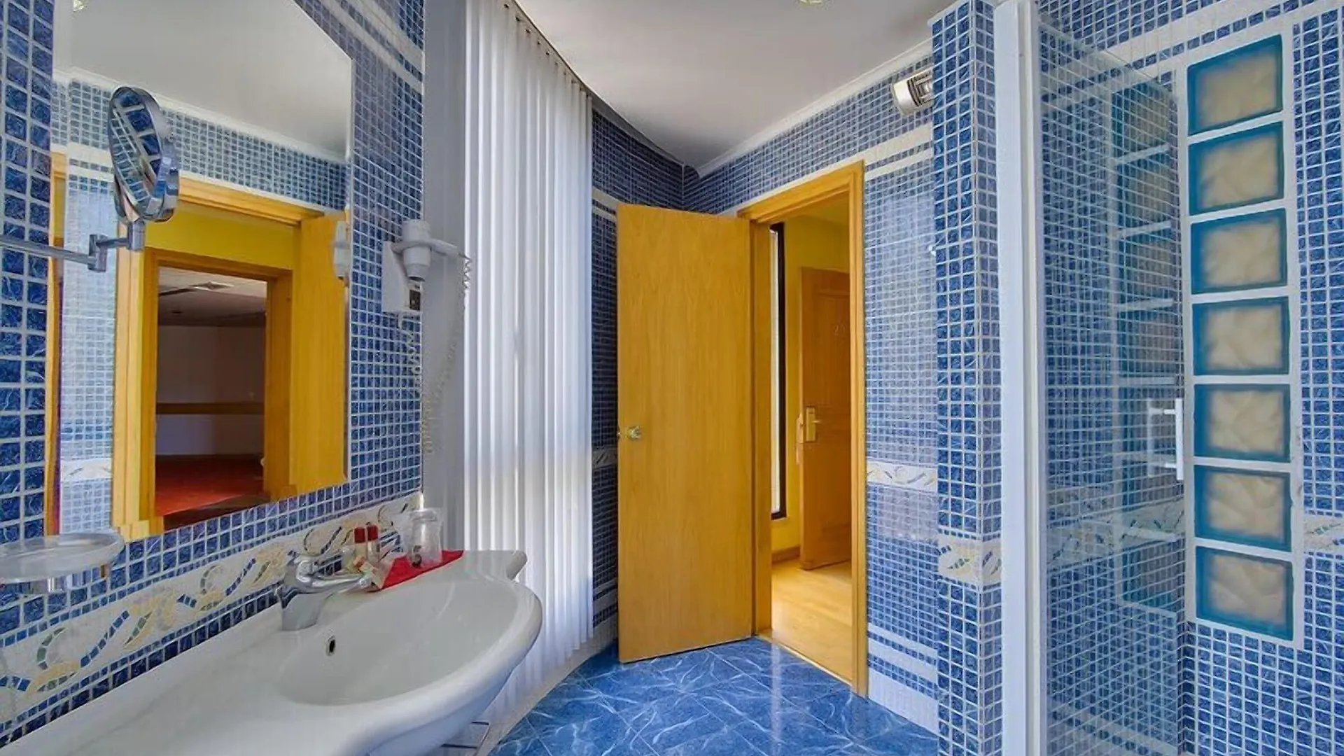 Hotel Alif Campo Pequeno Lisboa 3*,  Πορτογαλία