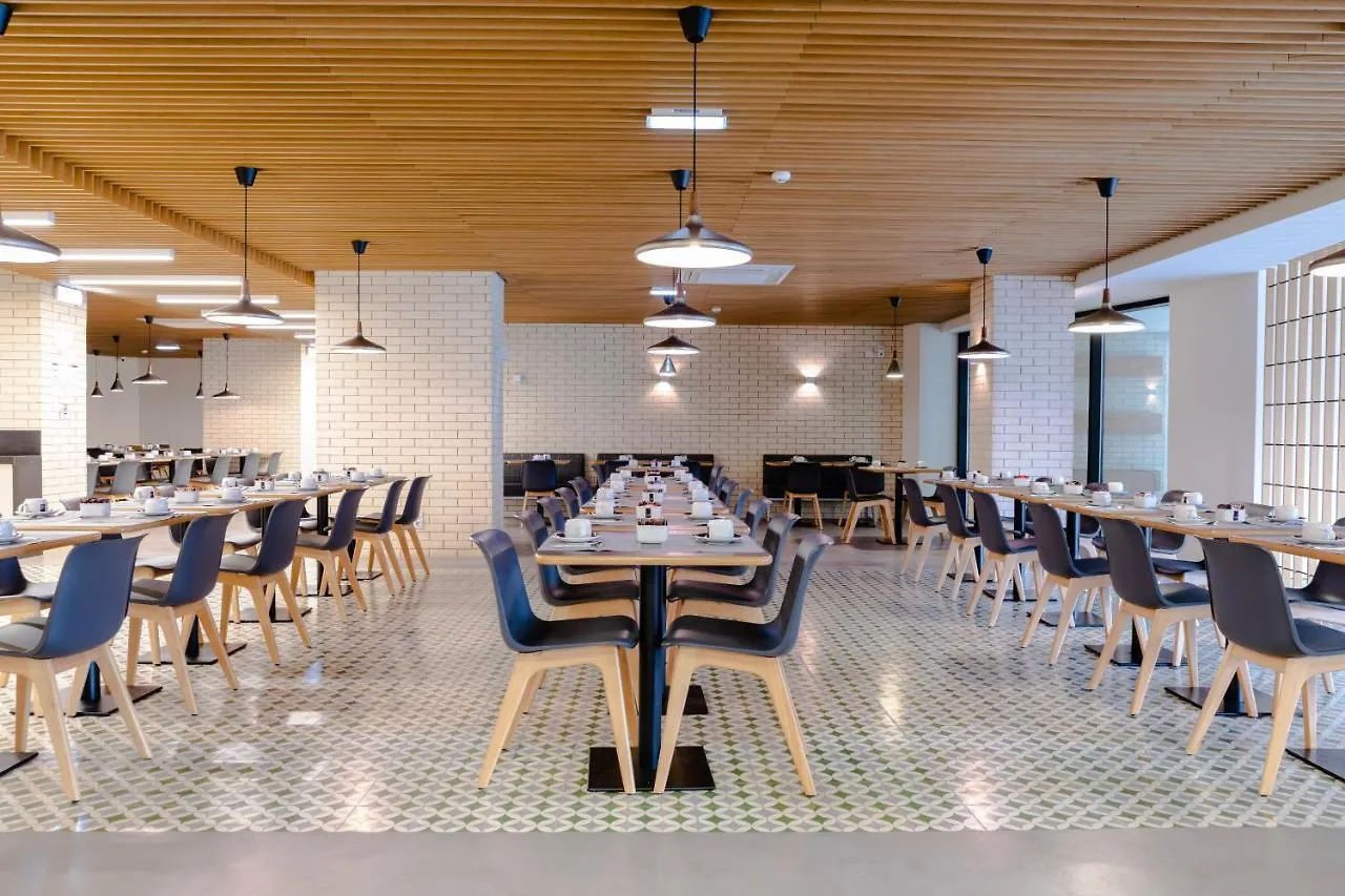 Hotel Alif Campo Pequeno Lisboa 3*,