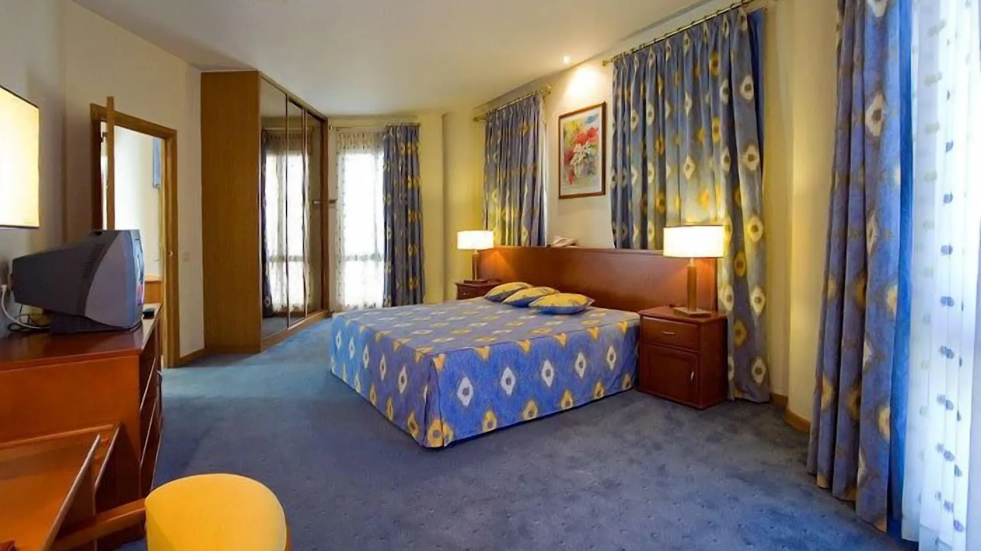 Hotel Alif Campo Pequeno Lisbona