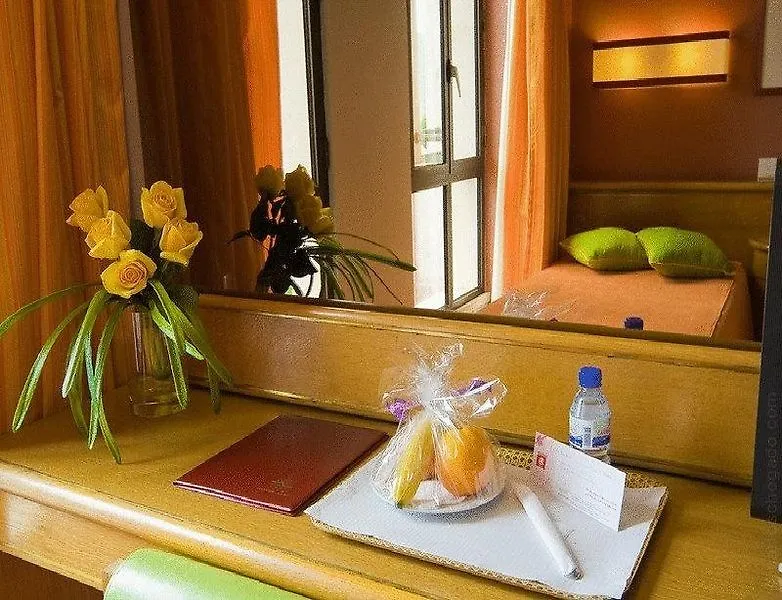 ***  Hotel Alif Campo Pequeno Lisboa Πορτογαλία